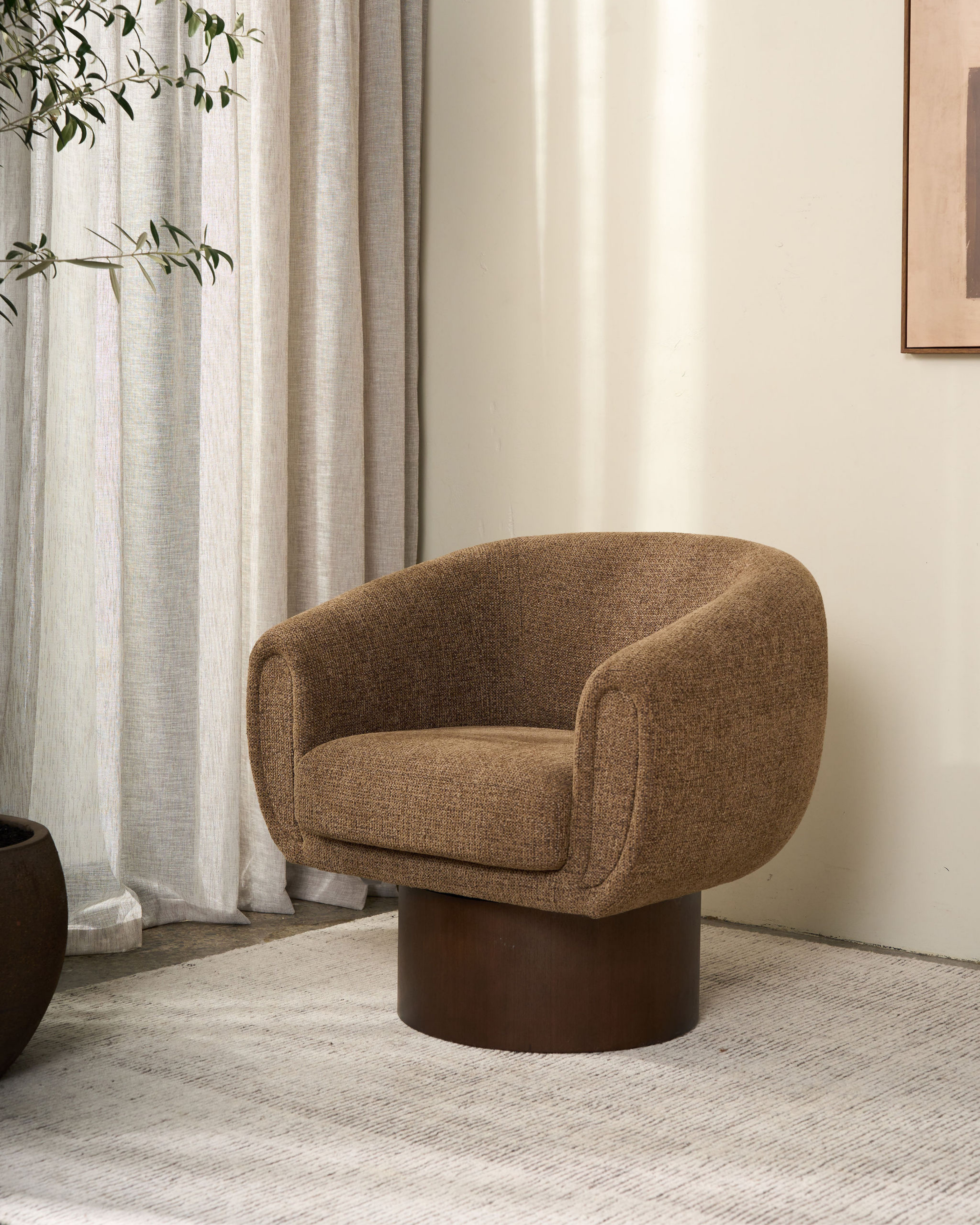 Theo Swivel Chair