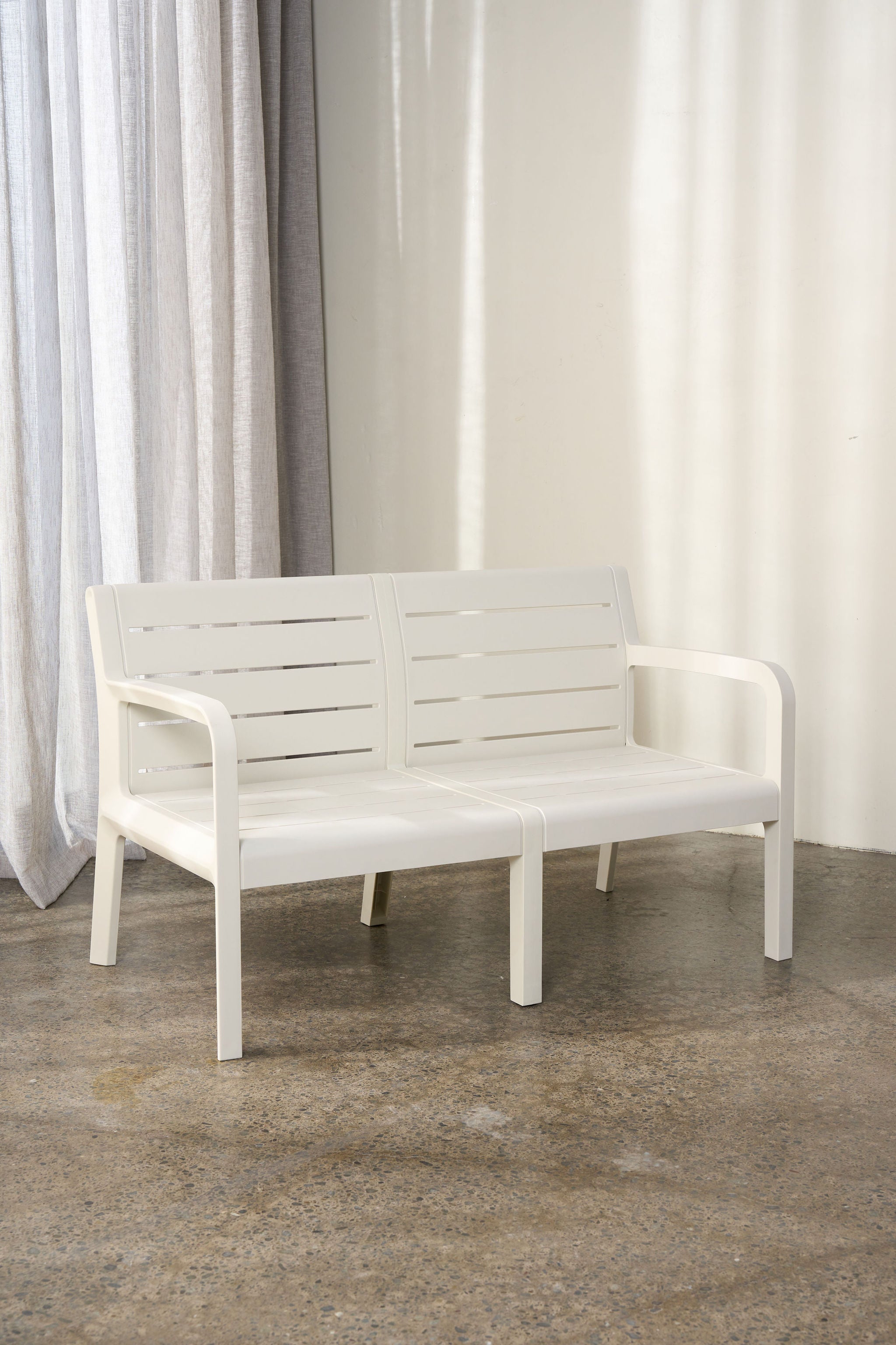 Story 2 Seater