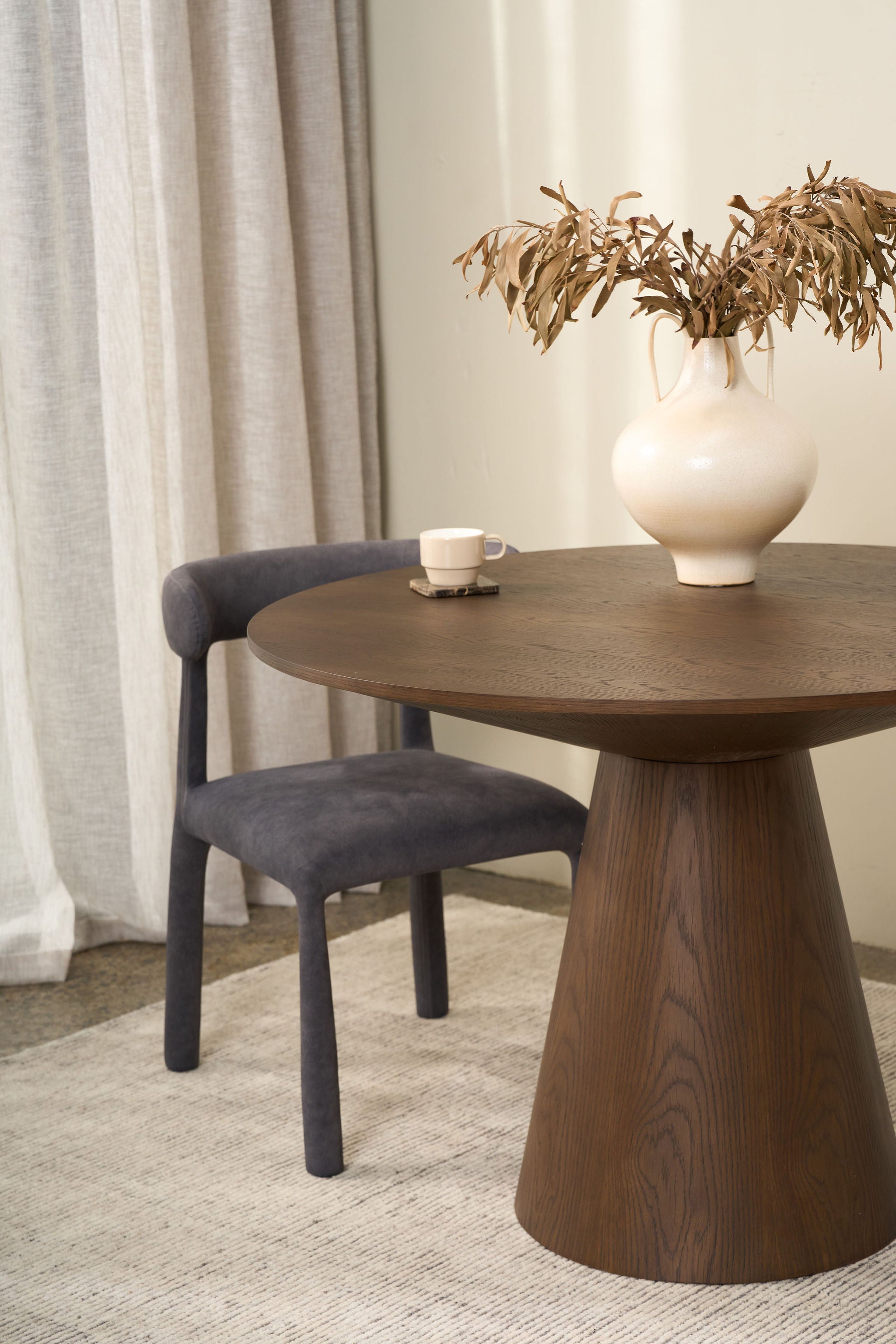 Niche Dining Table