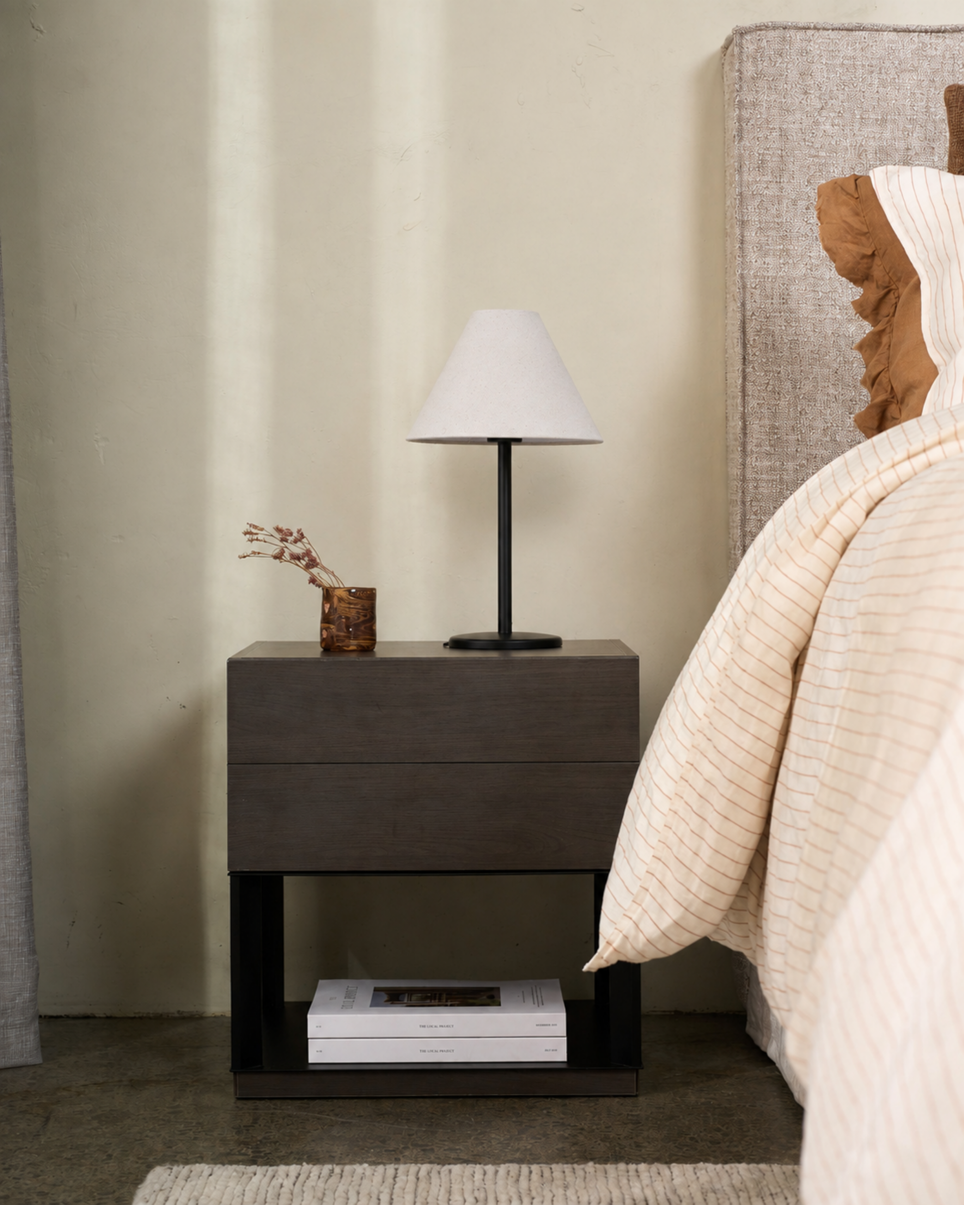 Bow Table Lamp